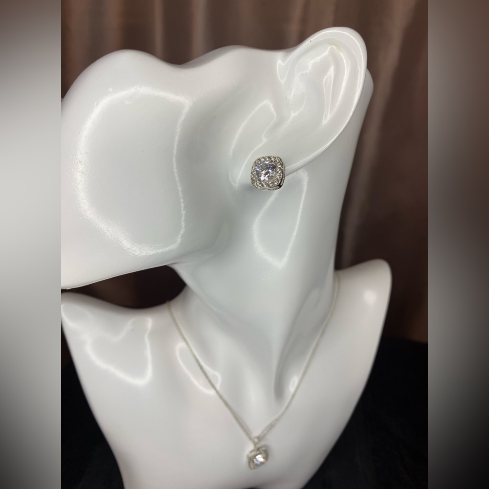 Dani Bling: Cubic Zirconia Earrings & Necklace Set